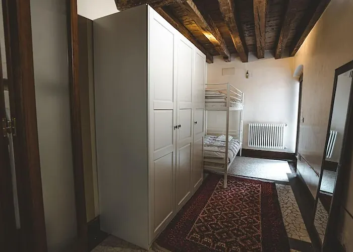 Raphael's Garden House Apartmán